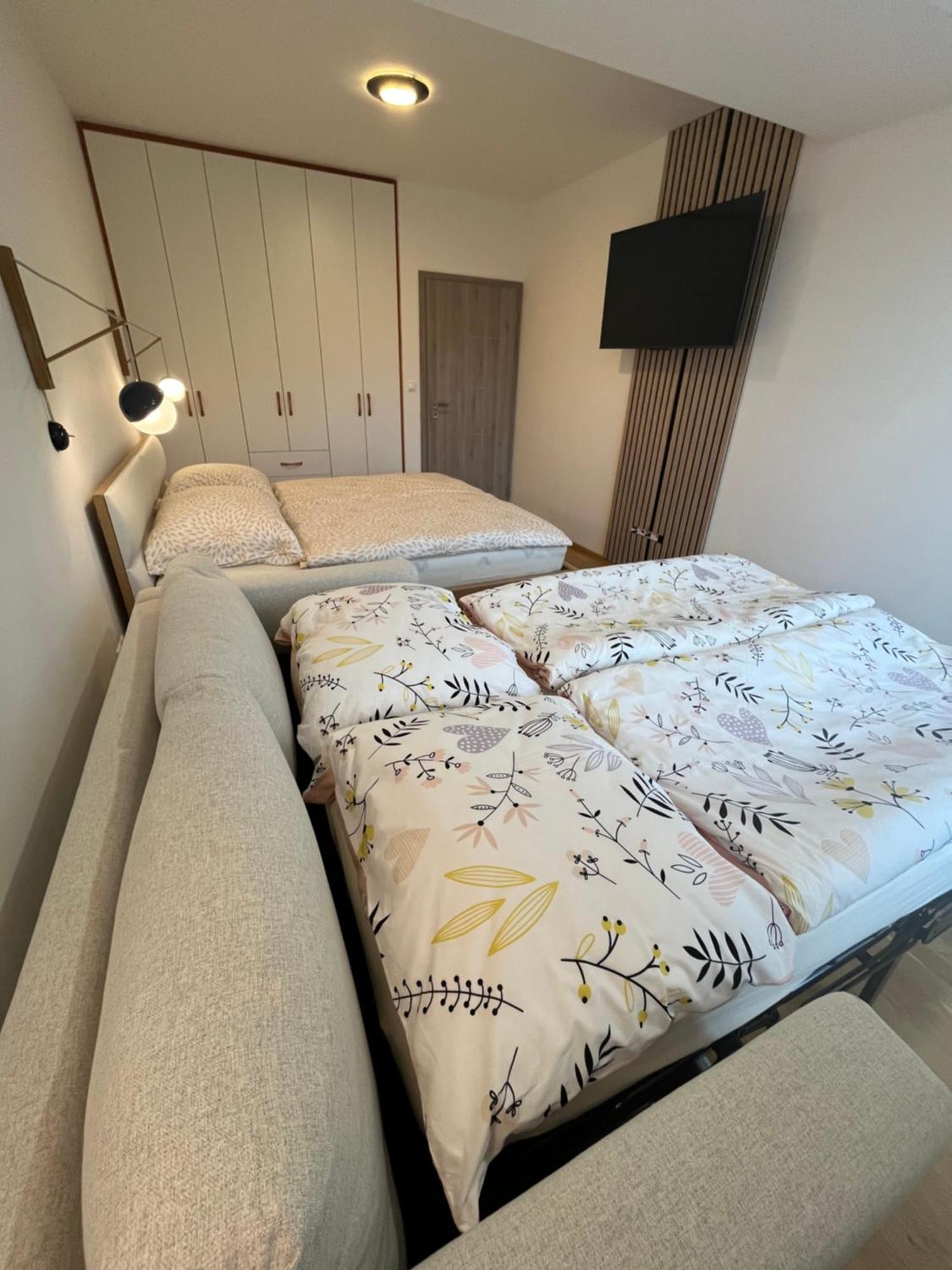 Slunecny Apartman Černý Dŭl Exterior foto