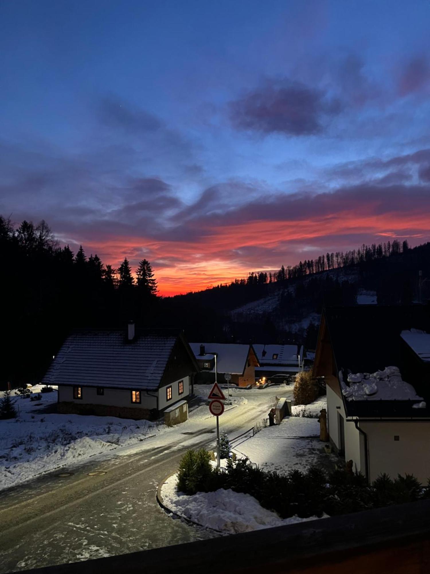 Slunecny Apartman Černý Dŭl Exterior foto